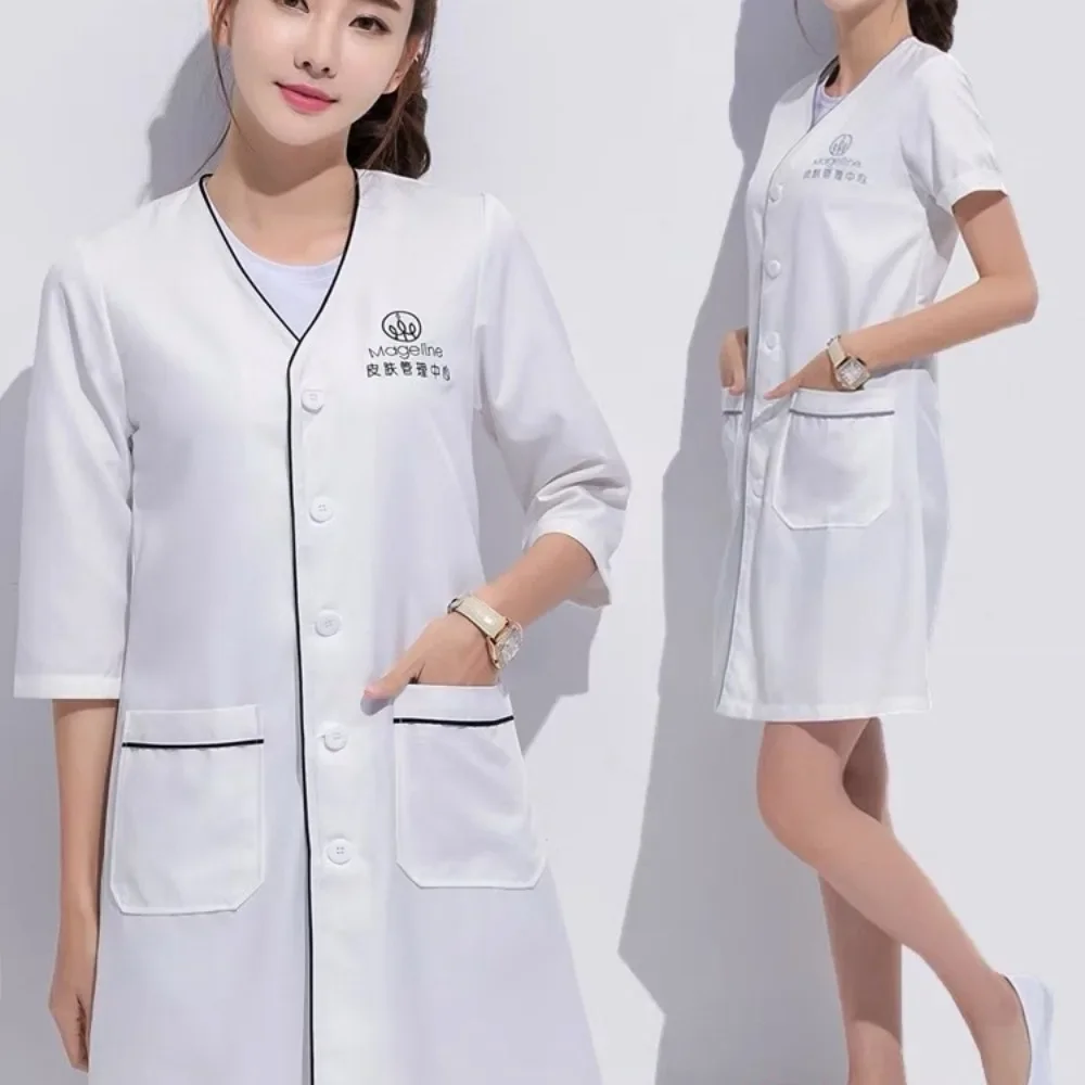 Lab Coat Medical - Maßgeschneiderte Logo-Schönheitsuniform Kosmetikerin Arbeitskleidung Spa-Uniform Weiß